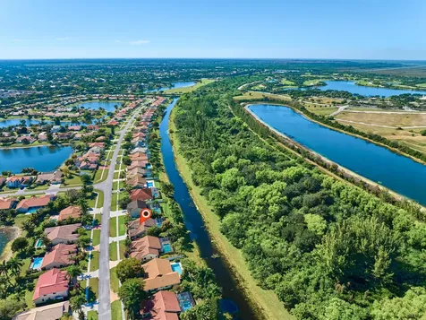 11818 Island Lakes Lane Boca Raton FL 33498