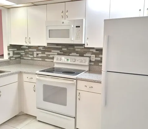 10032 Andrea Lane Boynton Beach FL 33437