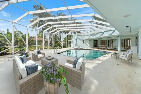 301 N Country Club Drive Atlantis FL 33462