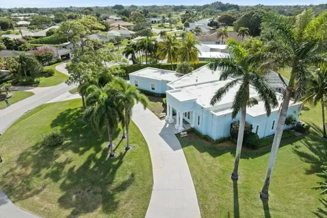 301 N Country Club Drive Atlantis FL 33462