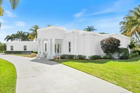 301 N Country Club Drive Atlantis FL 33462