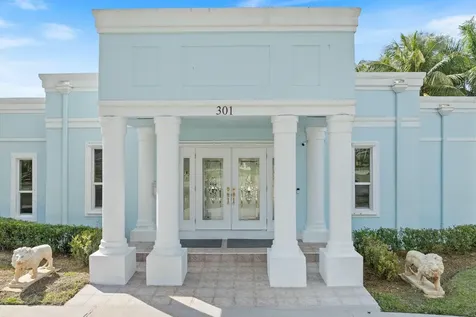 301 N Country Club Drive Atlantis FL 33462
