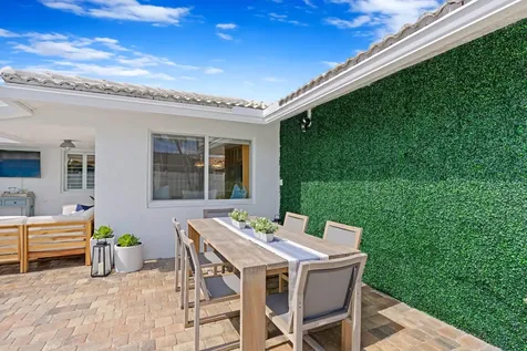 1609 Nw 8th Street Boca Raton FL 33486