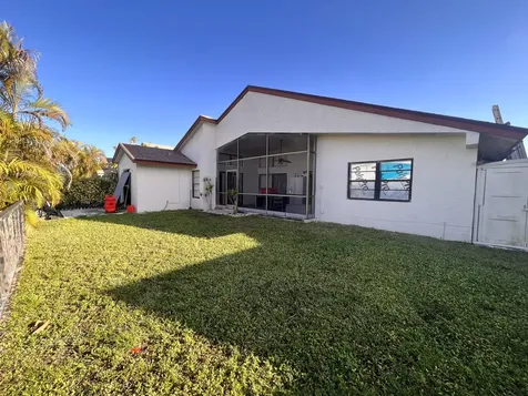 20991 Woodspring Avenue Boca Raton FL 33428