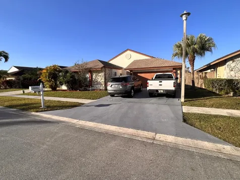 20991 Woodspring Avenue Boca Raton FL 33428