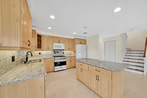 9511 Fox Trot Lane Boca Raton FL 33496