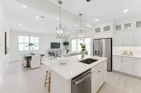10443 Nw Dreamweaver Road Port Saint Lucie FL 34987