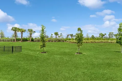 10443 Nw Dreamweaver Road Port Saint Lucie FL 34987