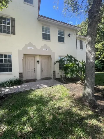 111 Stone Harbor Way Delray Beach FL 33444