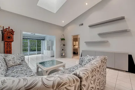 7559 Seafoam Court Boynton Beach FL 33437
