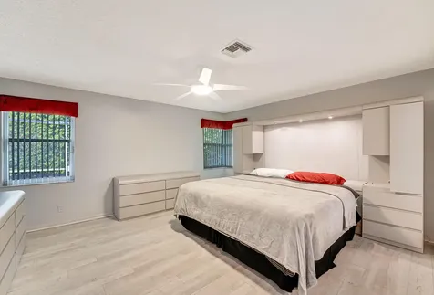 7559 Seafoam Court Boynton Beach FL 33437
