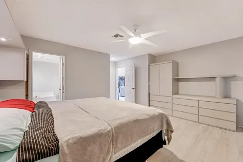 7559 Seafoam Court Boynton Beach FL 33437