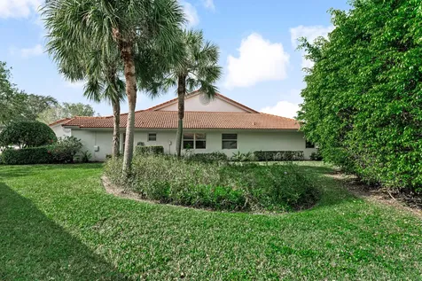 7559 Seafoam Court Boynton Beach FL 33437