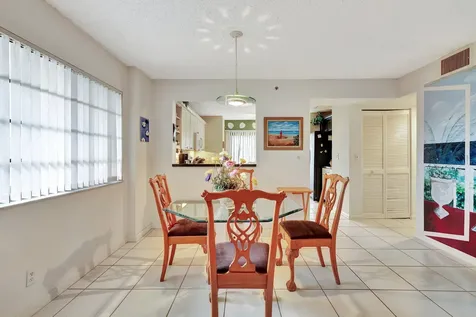 7449 Glendevon Lane Delray Beach FL 33446