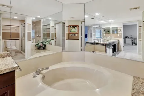 7449 Glendevon Lane Delray Beach FL 33446
