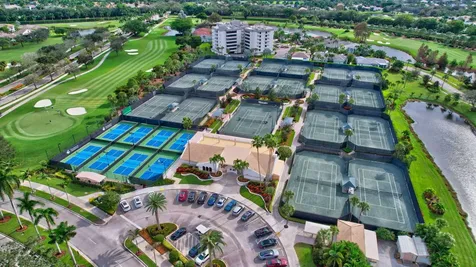 7449 Glendevon Lane Delray Beach FL 33446