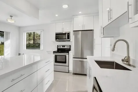 7200 Nw 2nd Avenue Boca Raton FL 33487