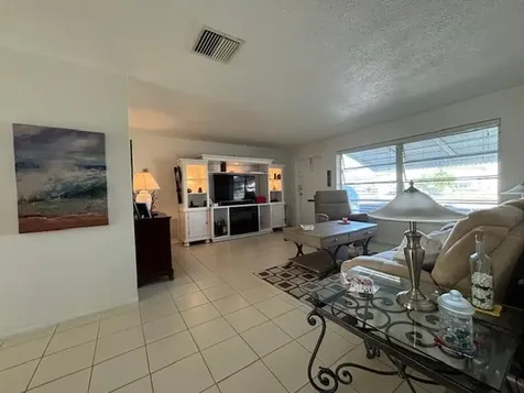 137 Leisureville Boulevard Boynton Beach FL 33426