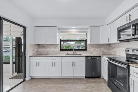 4831 Dovewood Circle Boynton Beach FL 33436