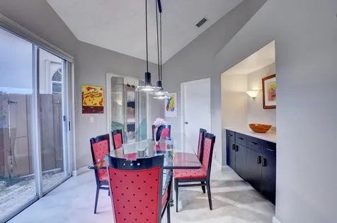 6644 Nw 25th Way Boca Raton FL 33496