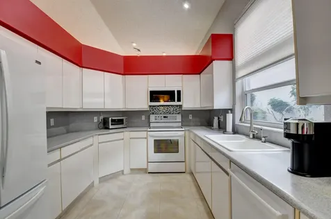 6644 Nw 25th Way Boca Raton FL 33496