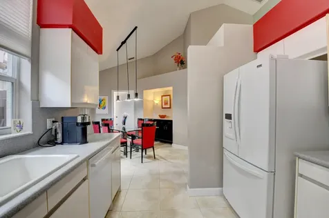 6644 Nw 25th Way Boca Raton FL 33496