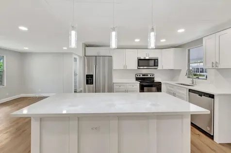 18005 Huapi Bay Boynton Beach FL 33436