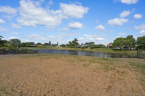 330 Glenwood Drive Delray Beach FL 33445