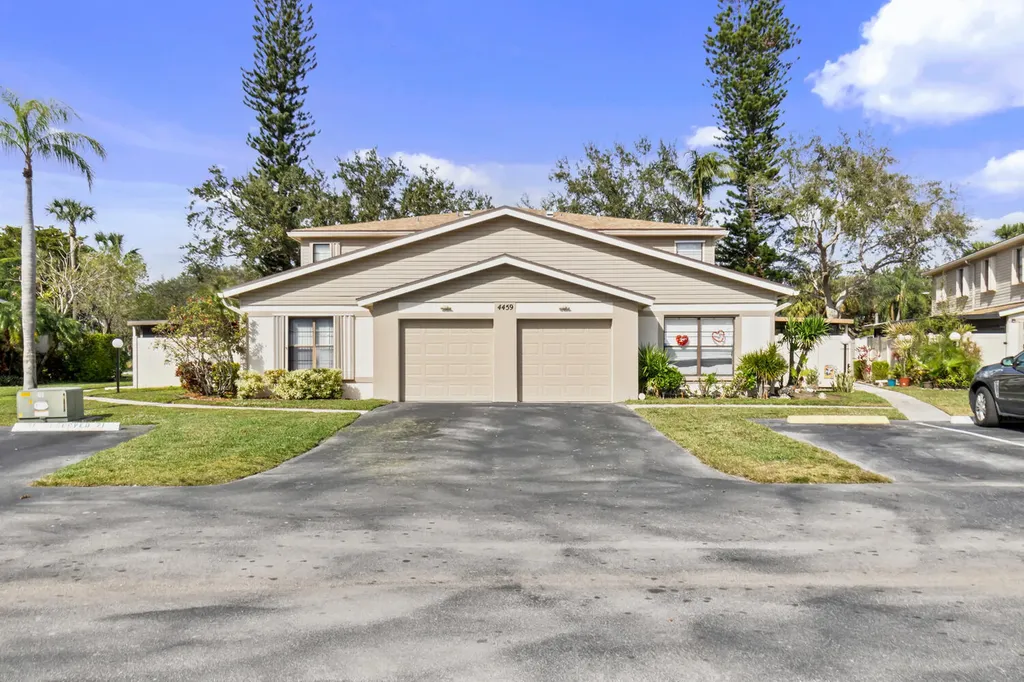 4459 Willow Pond Road West Palm Beach FL 33417