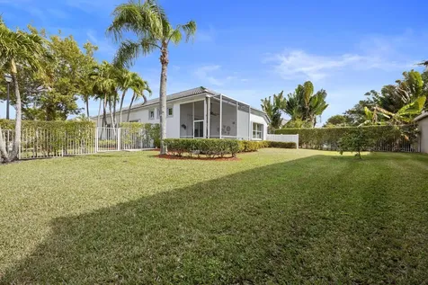 8534 Via D Oro Boca Raton FL 33433