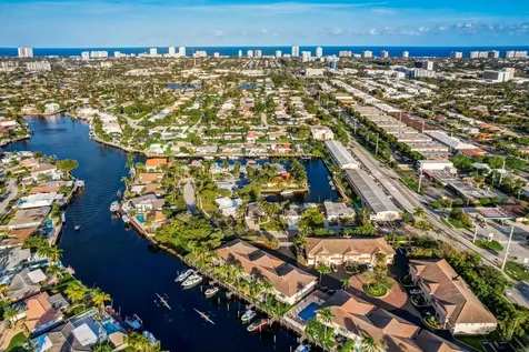 1367 Se 3rd Avenue Pompano Beach FL 33060