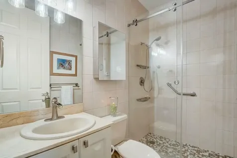 1367 Se 3rd Avenue Pompano Beach FL 33060