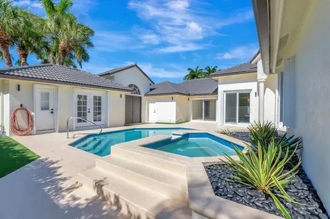 19207 Cloister Lake Lane Boca Raton FL 33498