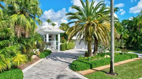 17080 Castlebay Court Boca Raton FL 33496