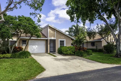 8089 Springtree Road Boca Raton FL 33496