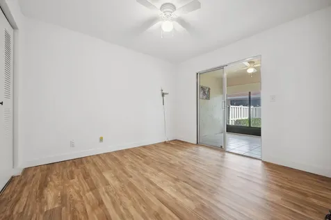 8089 Springtree Road Boca Raton FL 33496