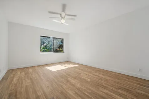 8089 Springtree Road Boca Raton FL 33496