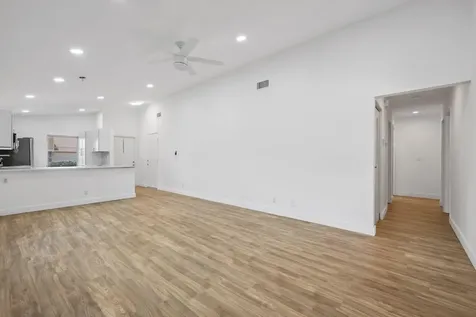 8089 Springtree Road Boca Raton FL 33496