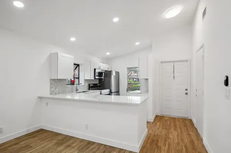 8089 Springtree Road Boca Raton FL 33496
