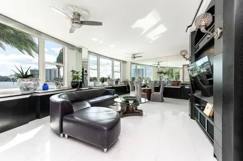 550 Se 5th Avenue Boca Raton FL 33432