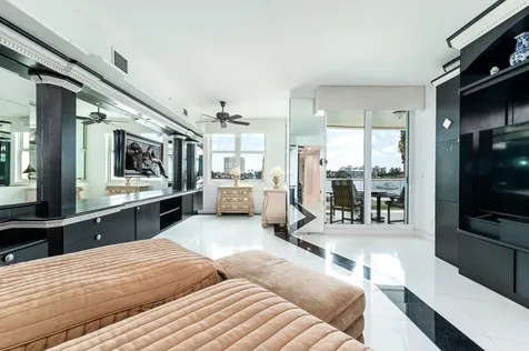 550 Se 5th Avenue Boca Raton FL 33432