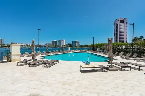 550 Se 5th Avenue Boca Raton FL 33432