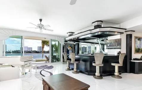 550 Se 5th Avenue Boca Raton FL 33432