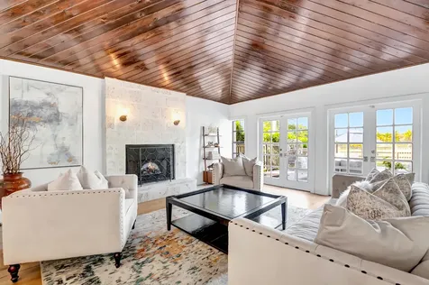 10321 El Paraiso Place Delray Beach FL 33446