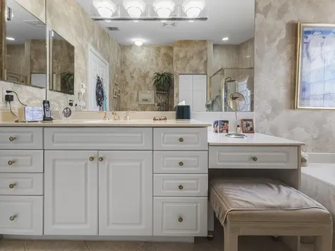 5122 Corbel Lake Way Boynton Beach FL 33437
