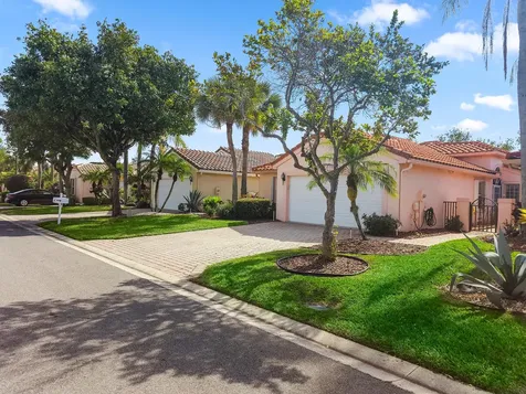 5122 Corbel Lake Way Boynton Beach FL 33437