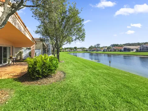 5122 Corbel Lake Way Boynton Beach FL 33437