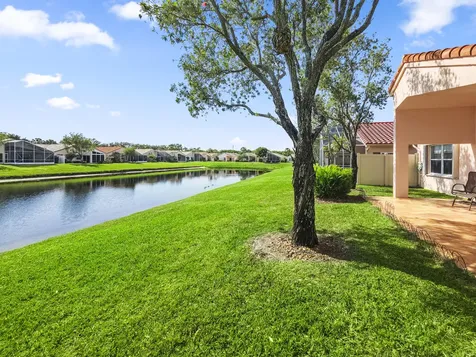5122 Corbel Lake Way Boynton Beach FL 33437