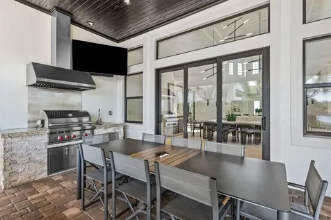 2708 Nw 75th Street Boca Raton FL 33496
