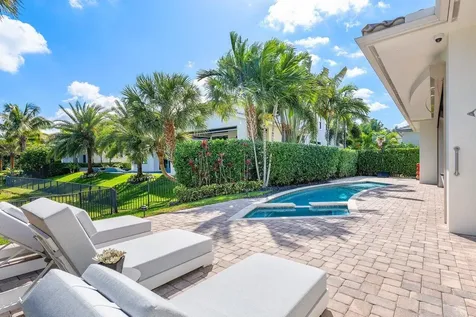 2708 Nw 75th Street Boca Raton FL 33496